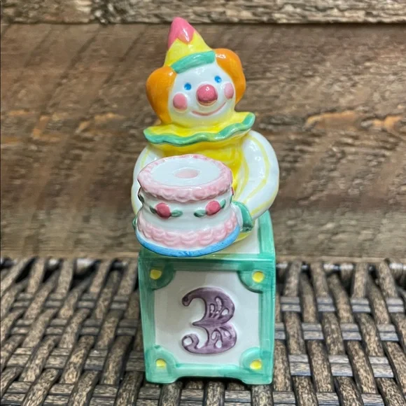 Avon Year-To-Year Birthday Candle Holder Years 1-4 Clown Ceramic 1983 VINTAGE - Picture 3 of 12